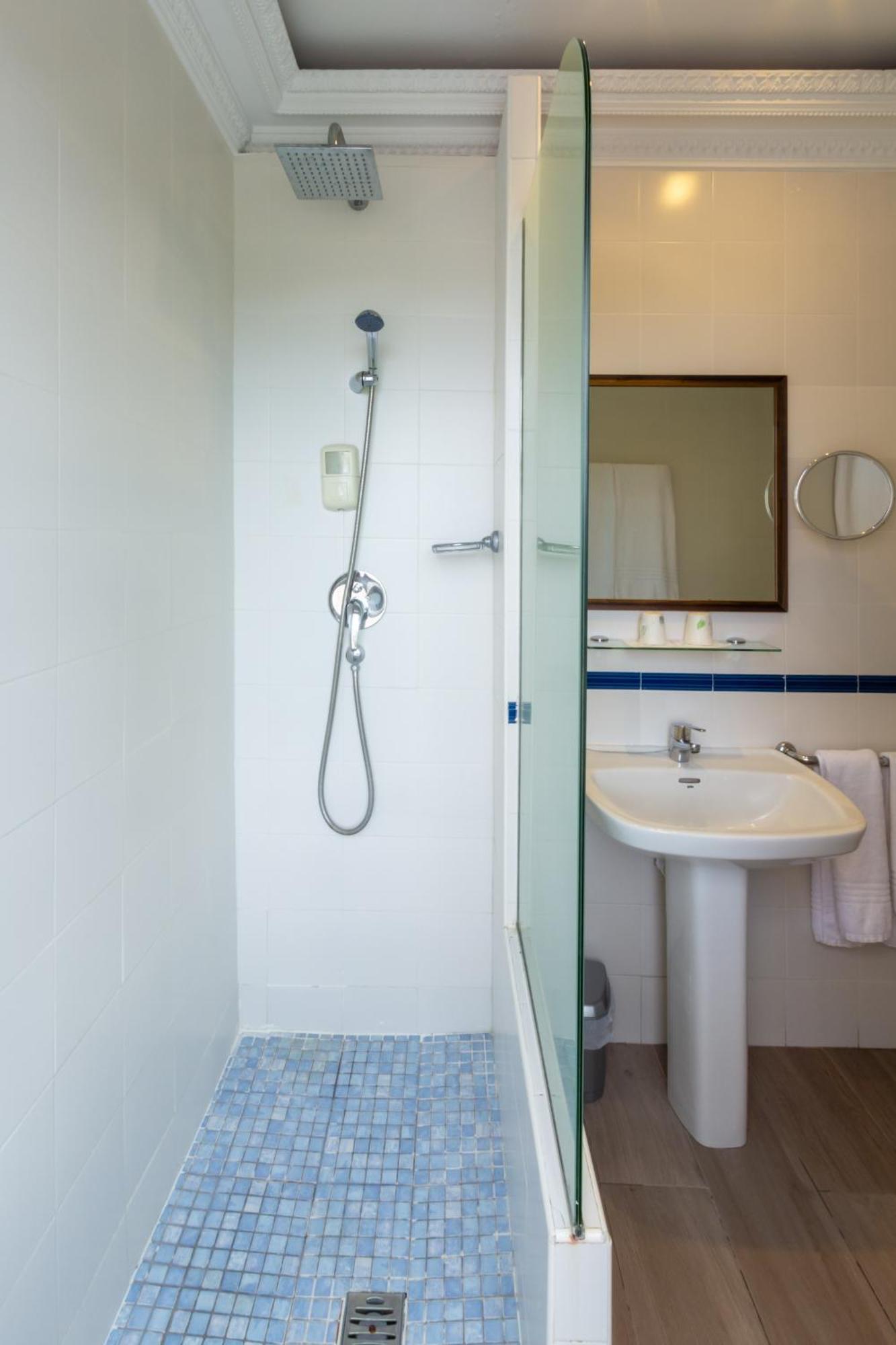 La Guardia Hotel Marixa מראה חיצוני תמונה